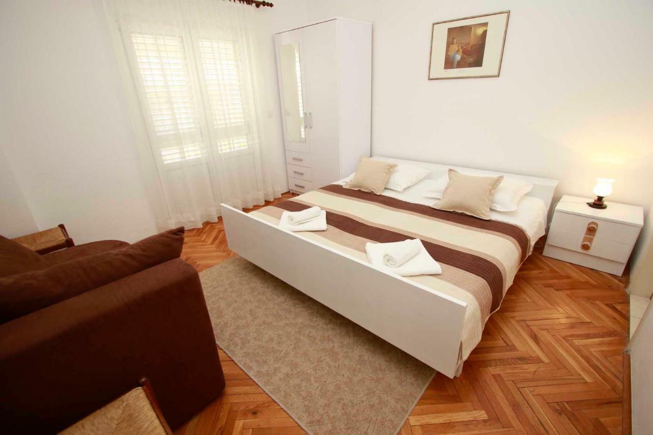 מאקרסקה Villa Grozdic מראה חיצוני תמונה