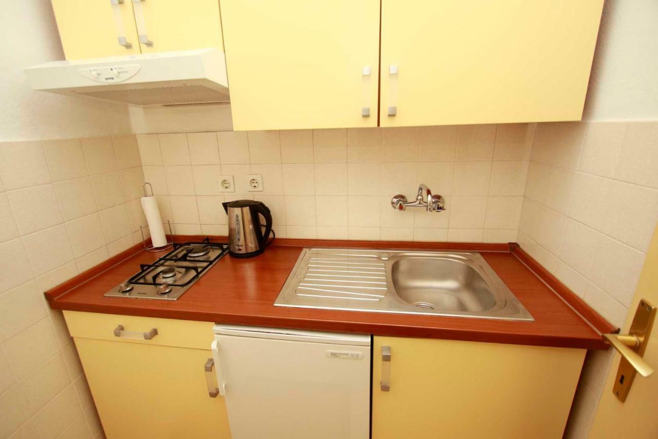 מאקרסקה Villa Grozdic מראה חיצוני תמונה